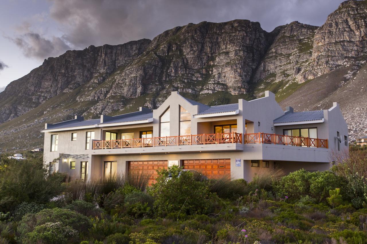 Van Den Berg'S Guesthouse Bettyʼs Bay Esterno foto